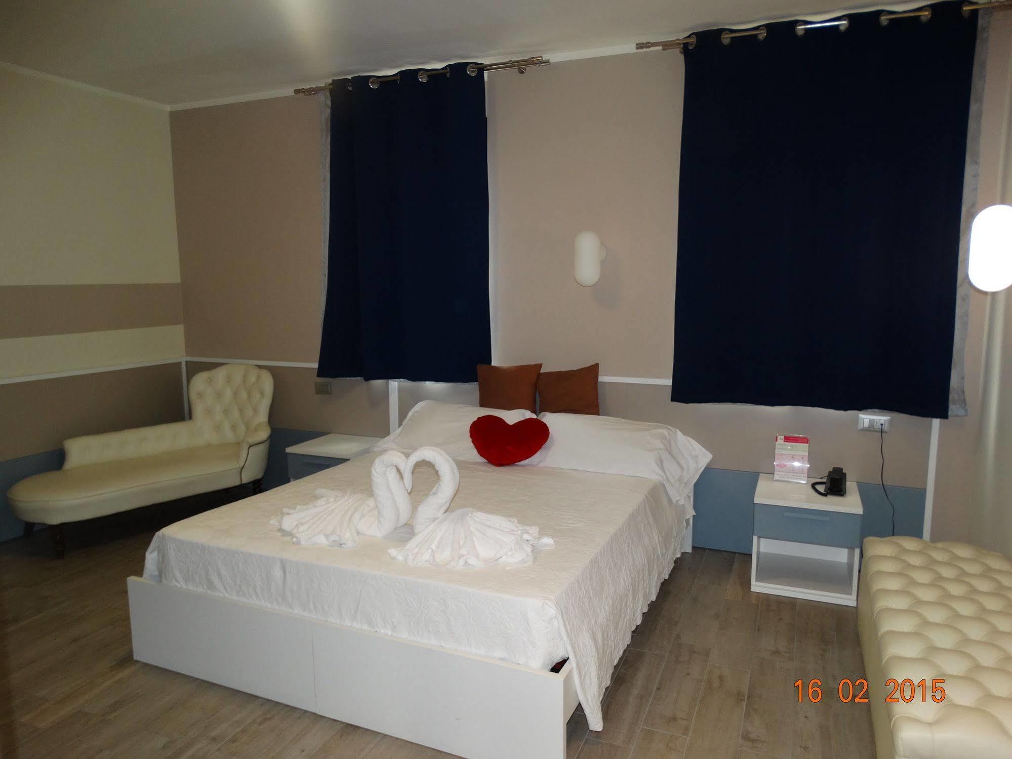 Hotel Moderno Grumello del Monte Zewnętrze zdjęcie