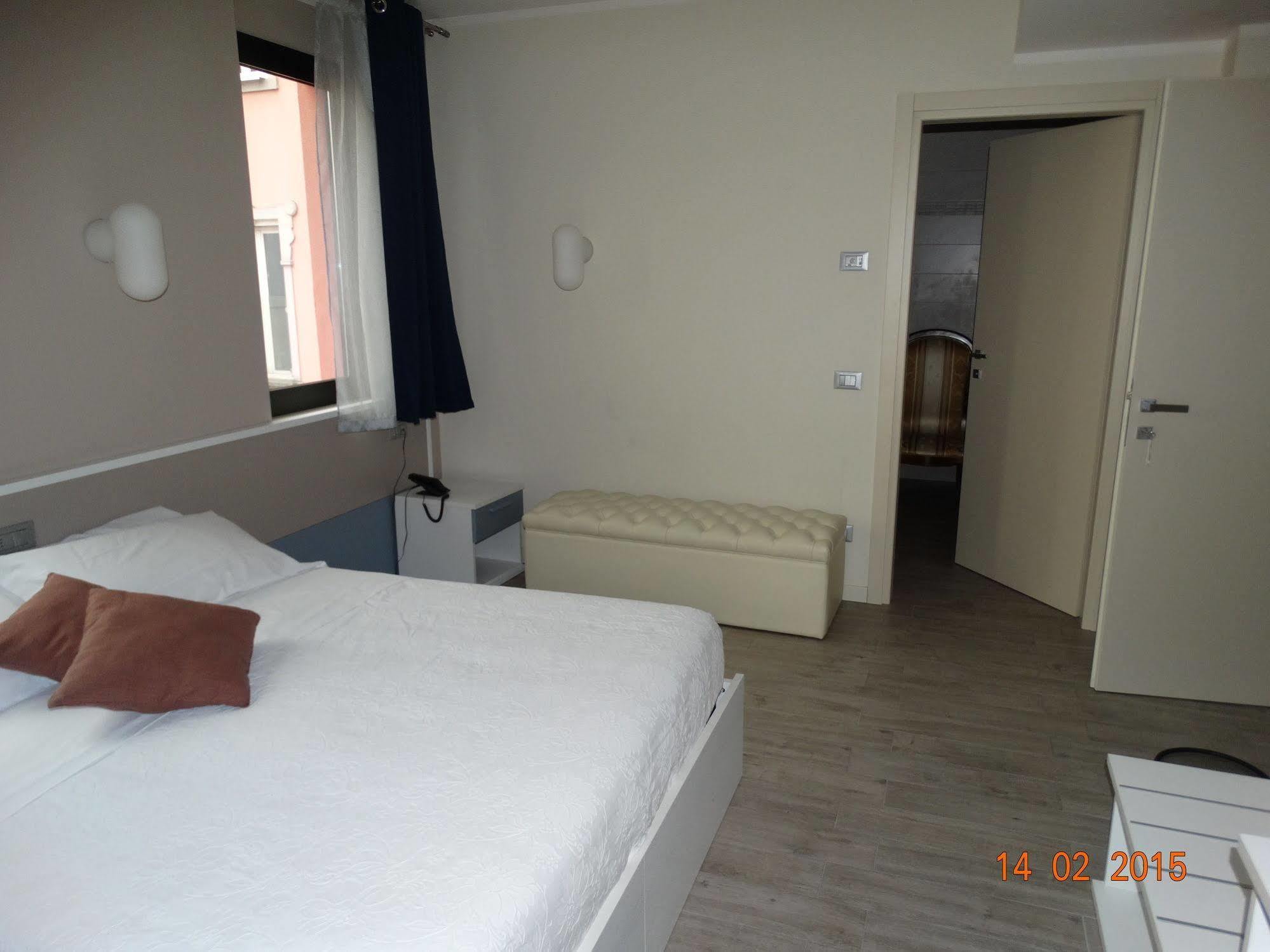 Hotel Moderno Grumello del Monte Zewnętrze zdjęcie